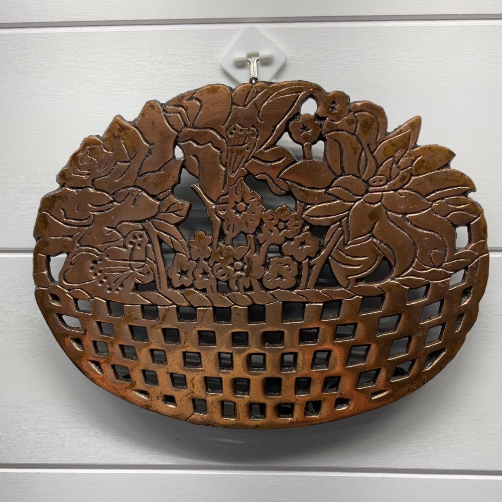 Vintage Cast Iron Floral Basket Trivet Wall Hanging Copper Tone 9.5 Inch